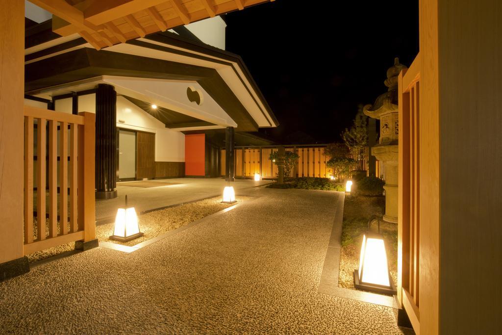 Takamiya Ryokan Beni Tozawa Экстерьер фото